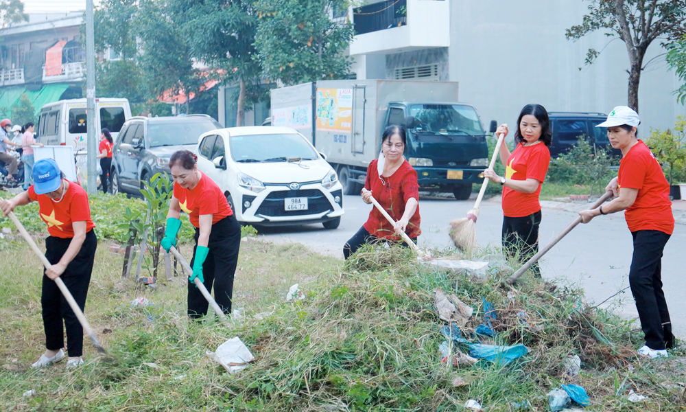 TP Bắc Giang: Phụ nữ chung tay giữ nhà sạch, phố văn minh